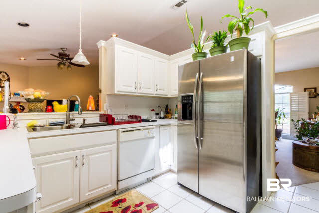 30330 Ono N Loop West Orange Beach, AL 36561 - Photo 7 of 24 Kitchen