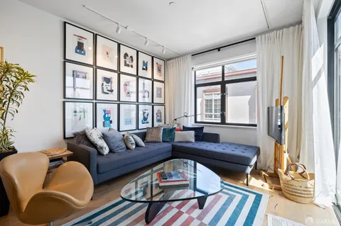 $949,000 | 580 Hayes Street, Unit 407, San Francisco, CA 94102