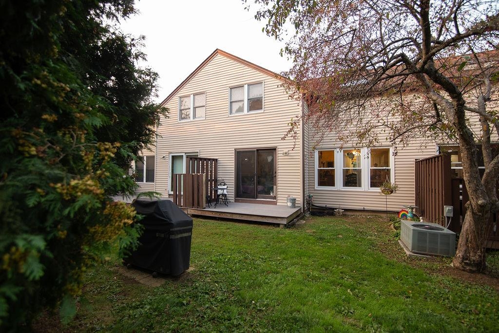 50 Dustin Homestead Rochester, NH 03867 - Photo 1 of 38