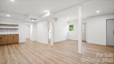 $650,000 | 3320 Winterfield Place, Charlotte, NC 28205