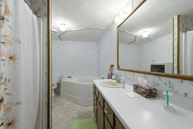 $249,999 | 5 Lake Shore Drive, Iva, SC 29655