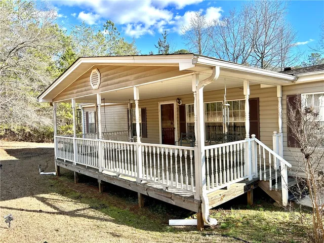 $249,999 | 5 Lake Shore Drive, Iva, SC 29655