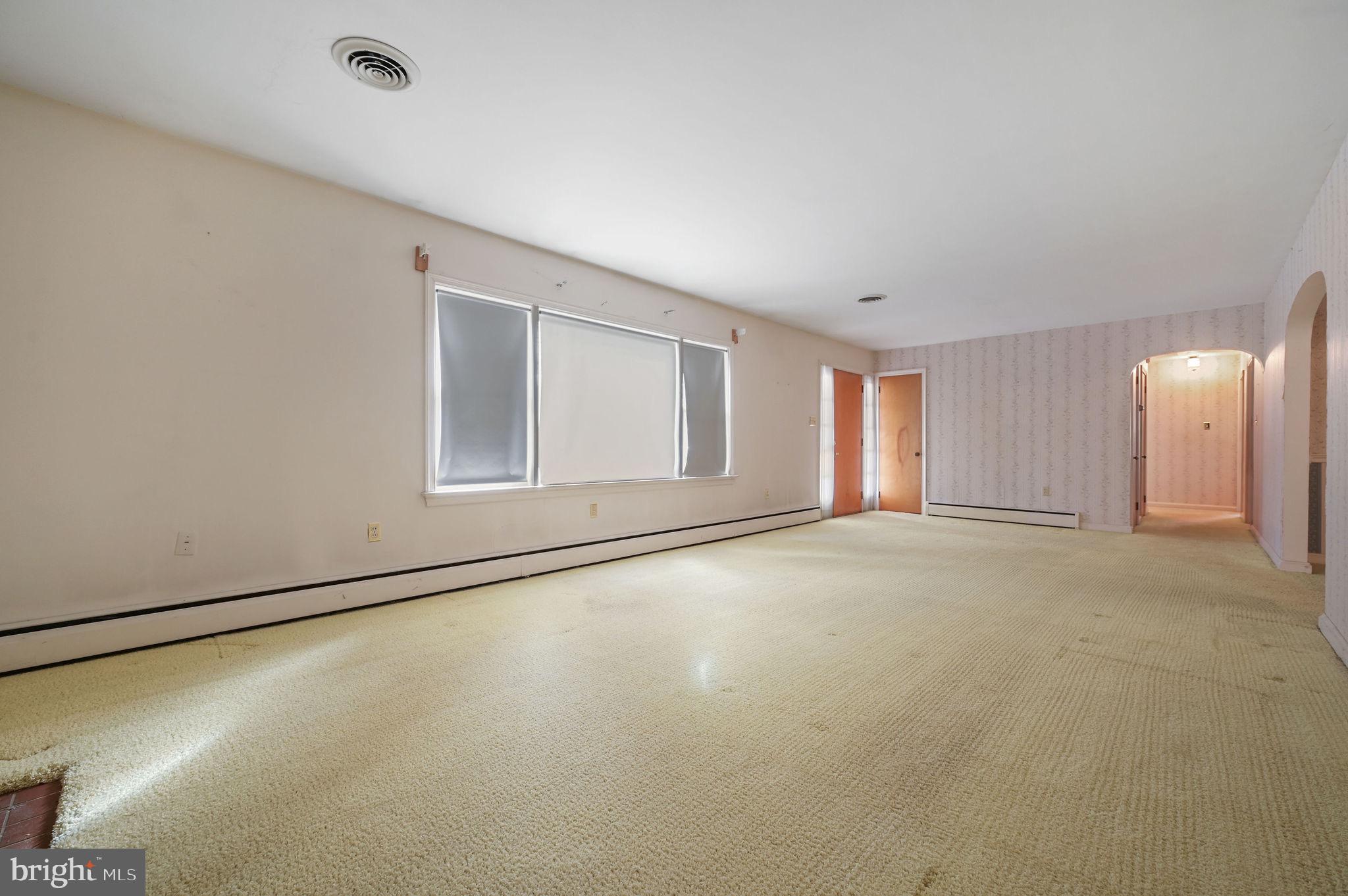 55 Boyd Circle Dover, DE 19901 - Photo 12 of 24 a view of an empty room with a window