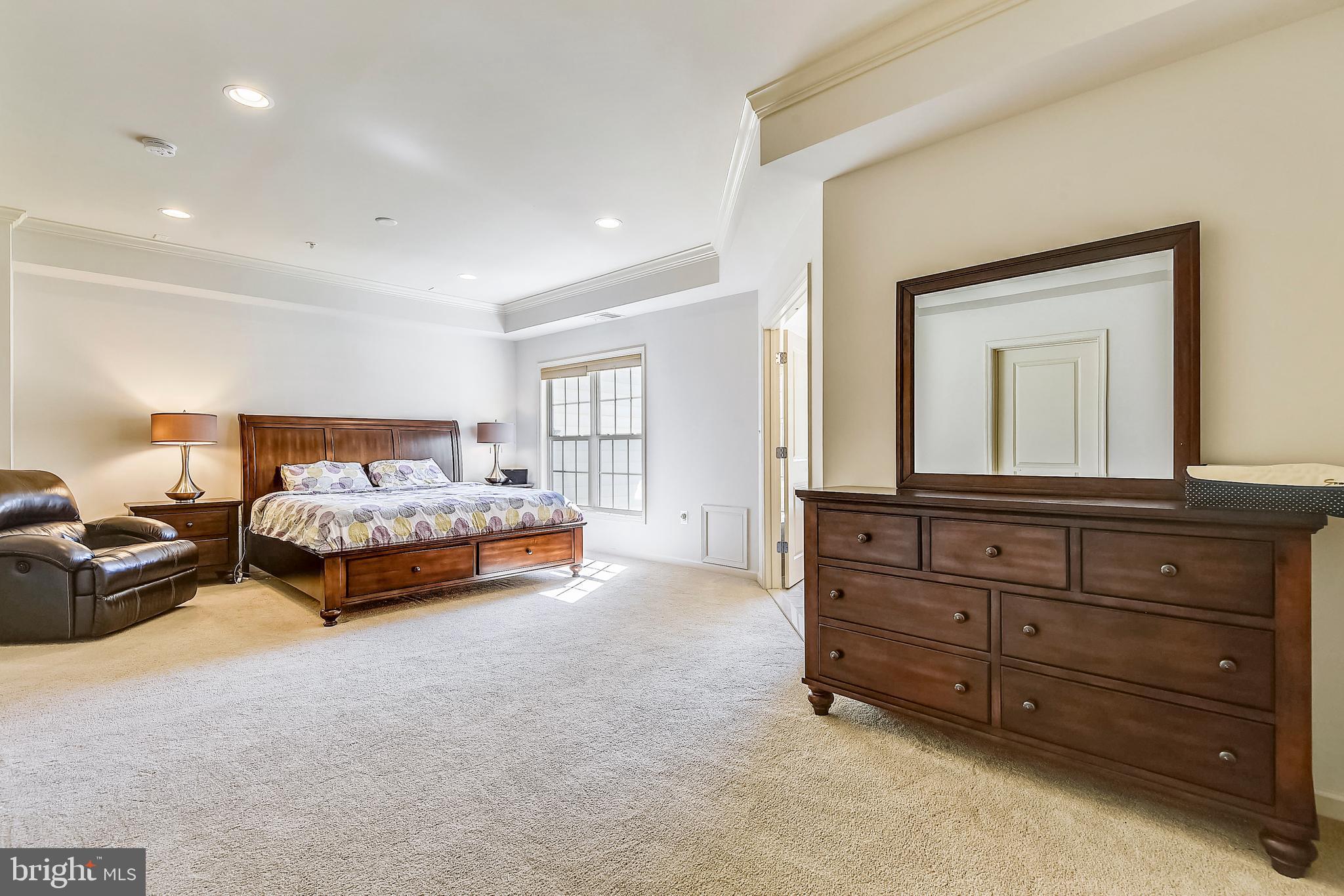 1550 Rabbit Hollow Place Silver Spring, MD 20906 - Photo 21 of 47 Master Suite with Sitting/Dressing Area