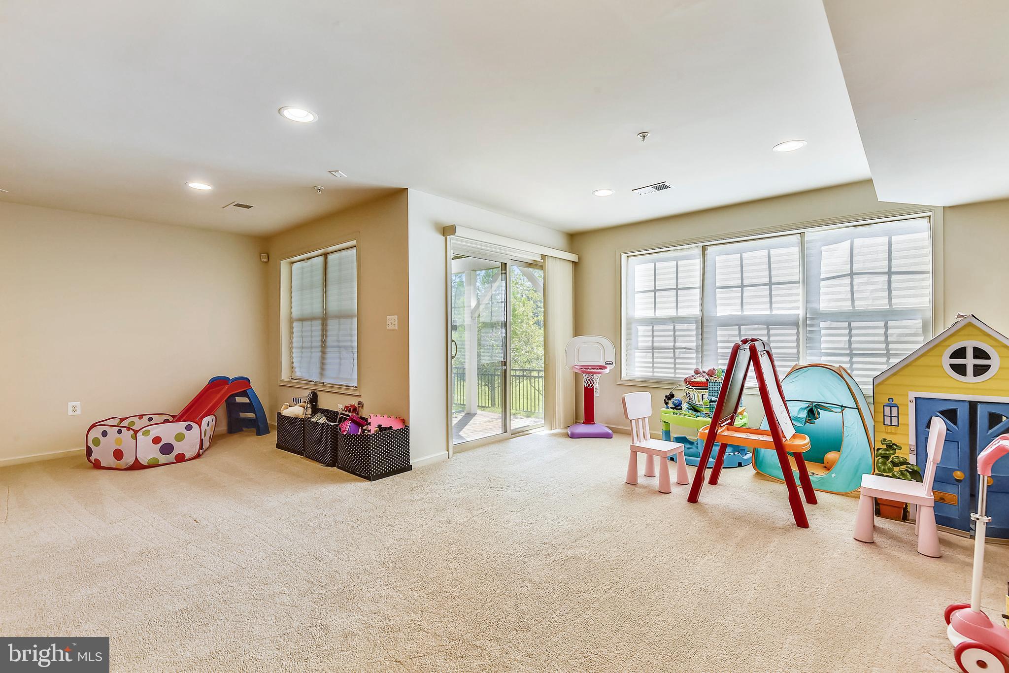 1550 Rabbit Hollow Place Silver Spring, MD 20906 - Photo 32 of 47 Rec Room - Lower Level