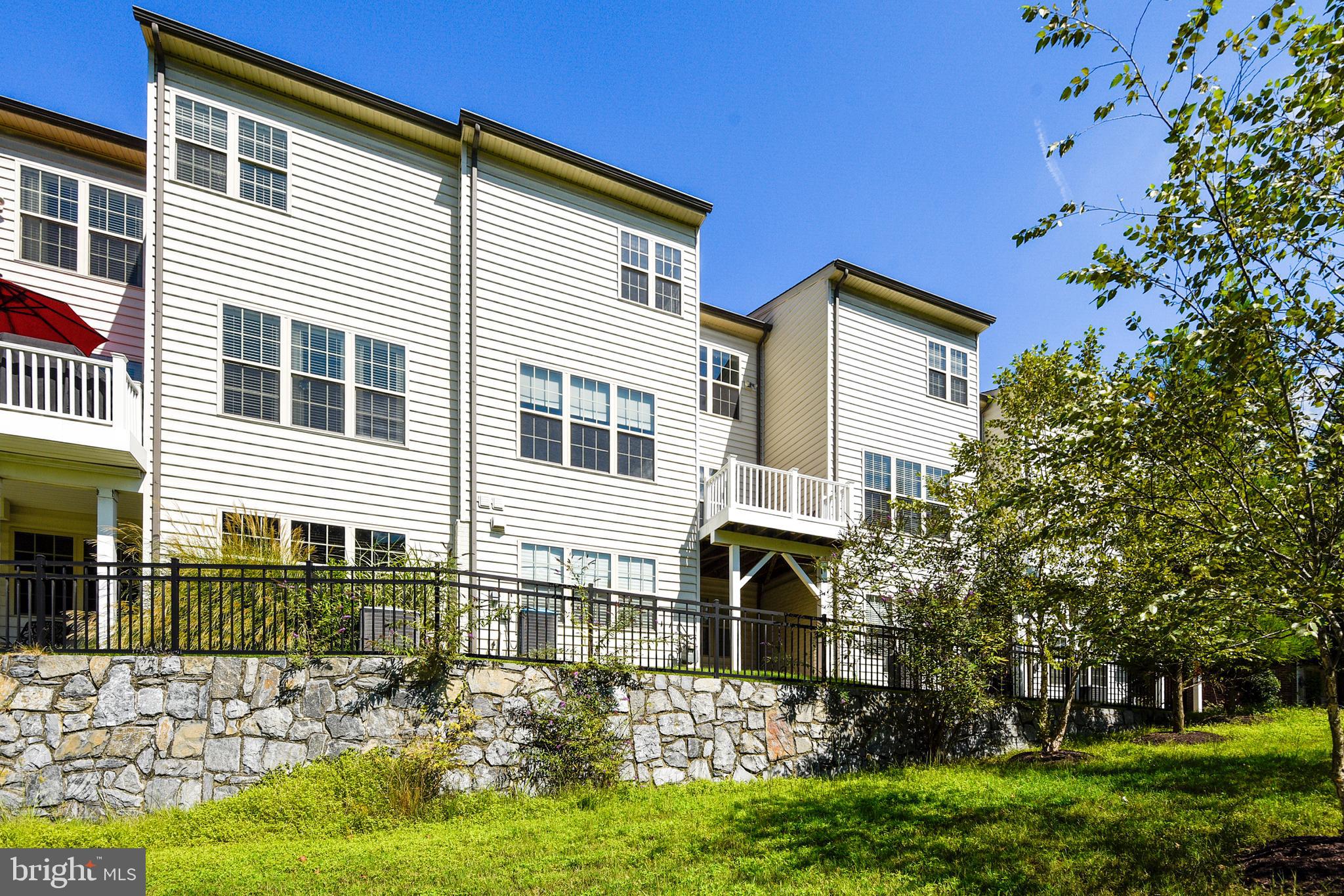 1550 Rabbit Hollow Place Silver Spring, MD 20906 - Photo 37 of 47 Exterior Rear