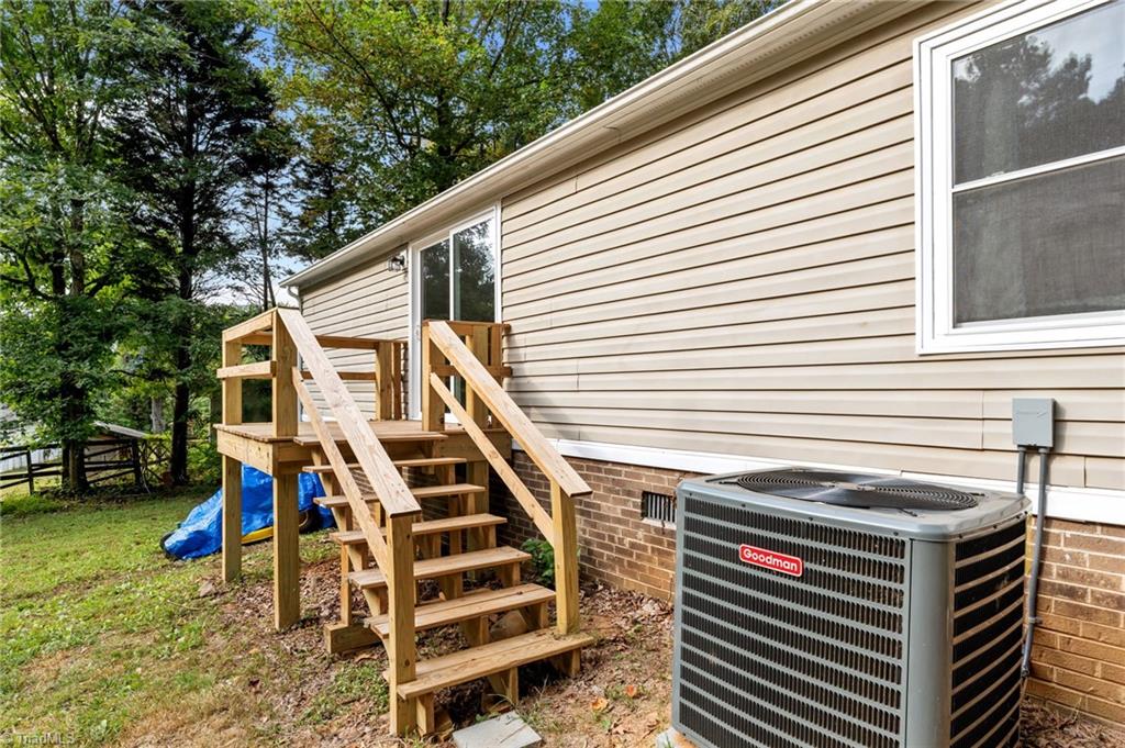 218 Gem Stone Loop Summerfield, NC 27358 - Photo 28 of 33