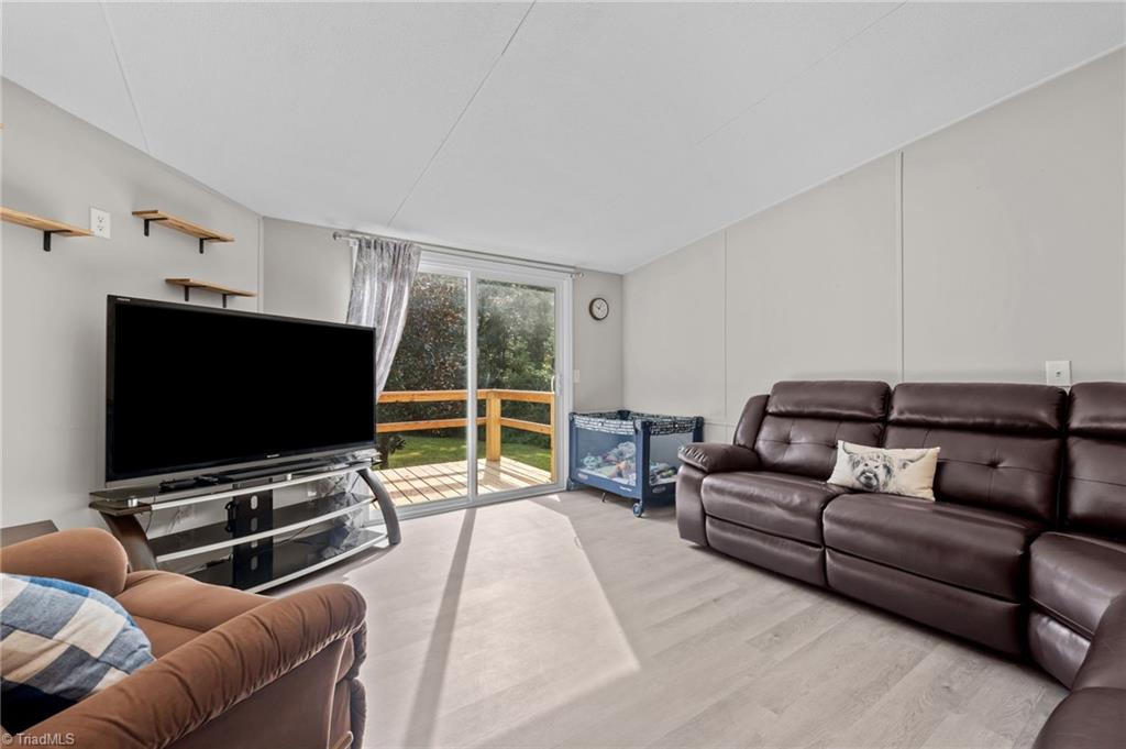 218 Gem Stone Loop Summerfield, NC 27358 - Photo 7 of 33