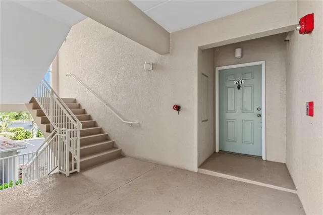 $400,000 | 2725 Terra Ceia Bay Boulevard, Unit 201, Palmetto, FL 34221