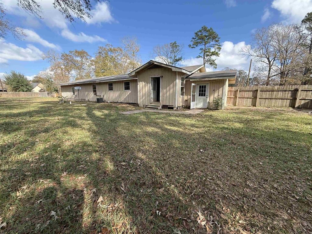 9283 Largent Road Hull, TX 77564 - Photo 18 of 22