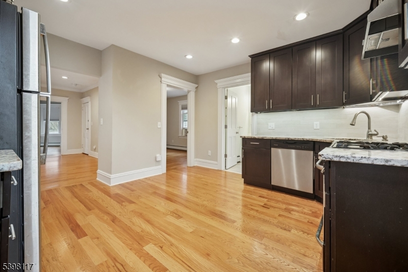 159 Valley Road, Unit 2 Montclair, NJ 07042 - Photo 7 of 20