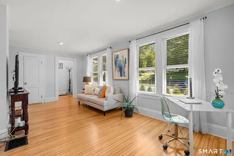 $599,000 | 324 Villa Avenue, Fairfield, CT 06825