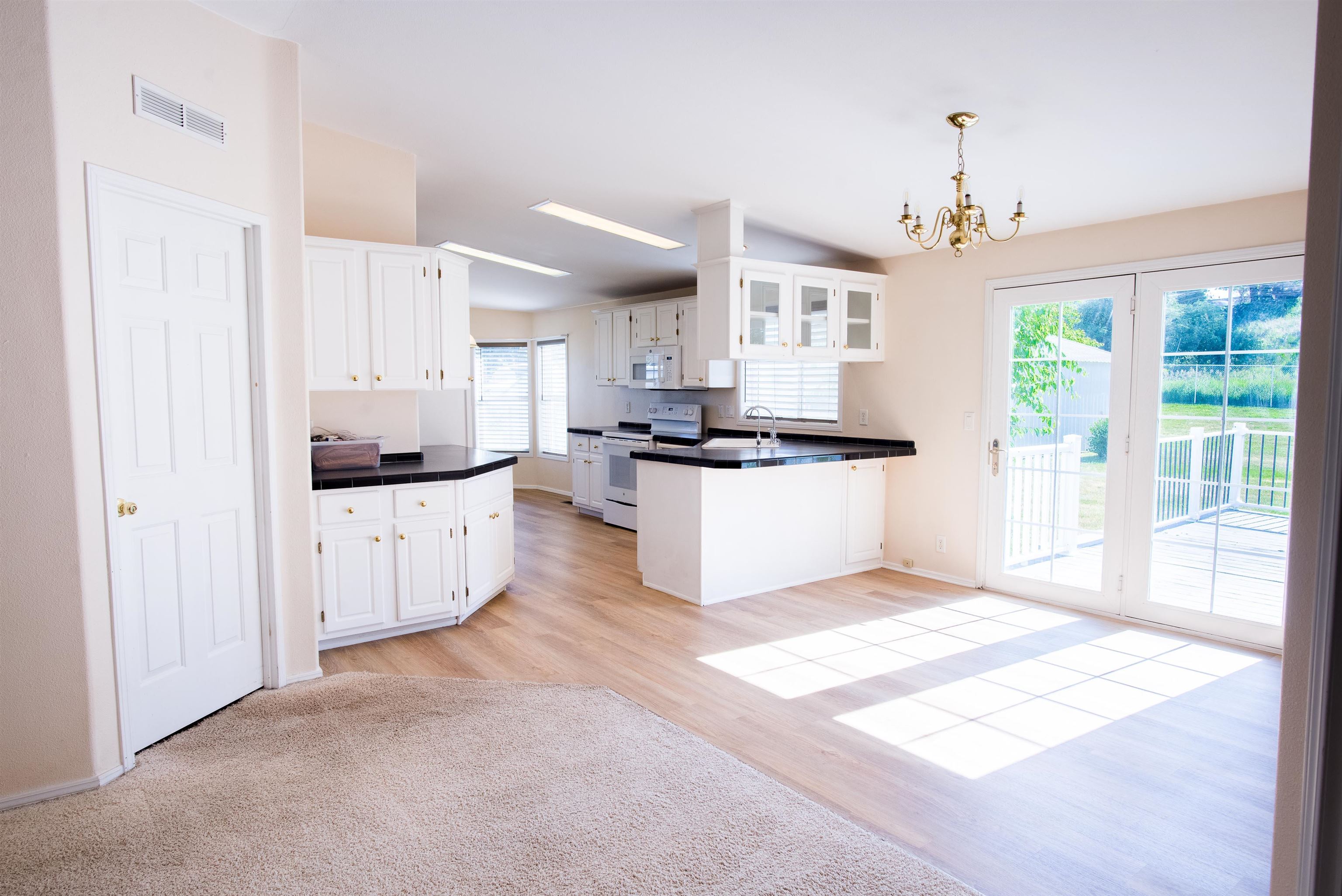 3009 South Assembly Road Spokane, WA 99224 - Photo 9 of 30