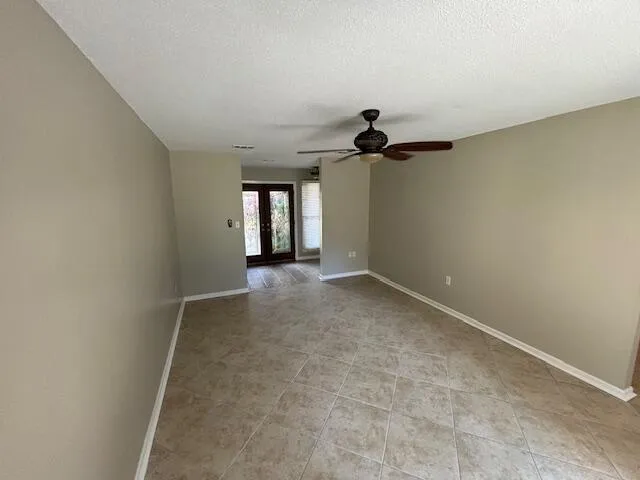 $2,800 | 199 Country Club Road, Shalimar, FL 32579