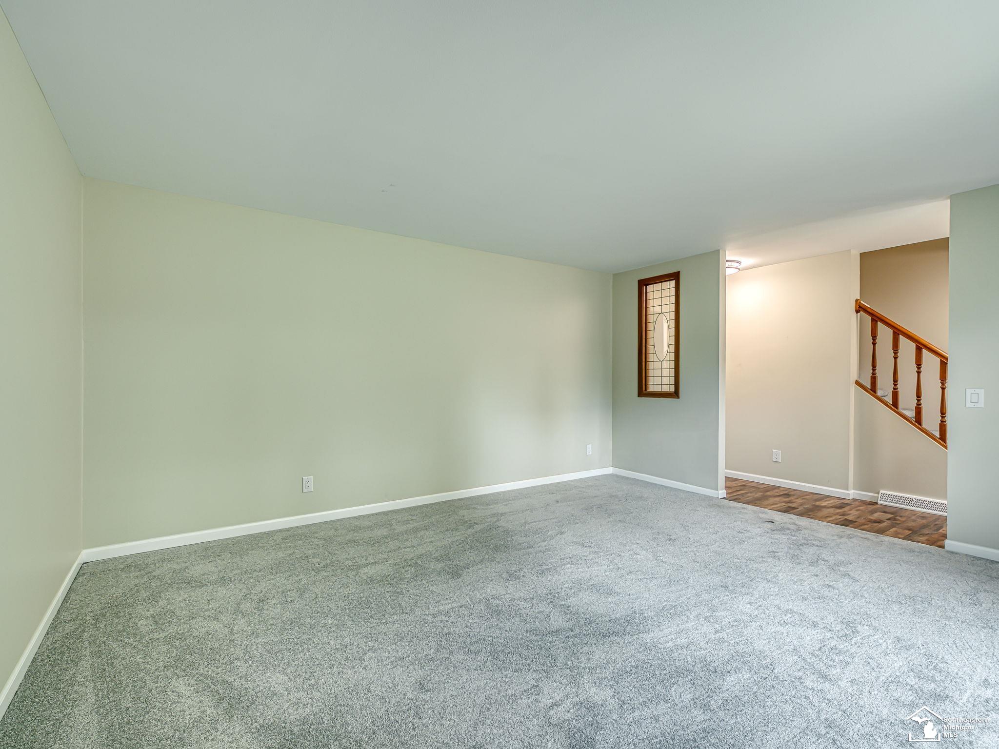 796 Plank Street Dundee, MI 48131 - Photo 5 of 38