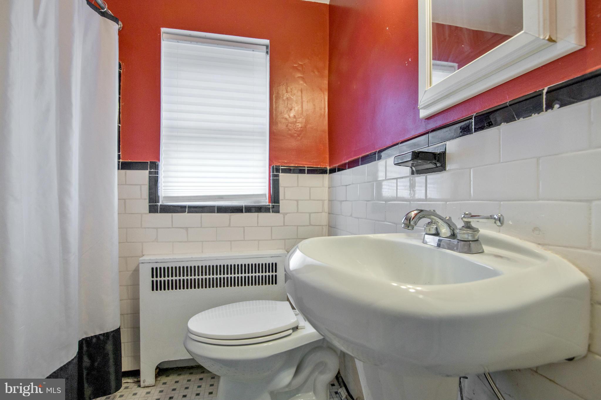 247 Ridge Avenue Baltimore, MD 21286 - Photo 19 of 30 Bath
