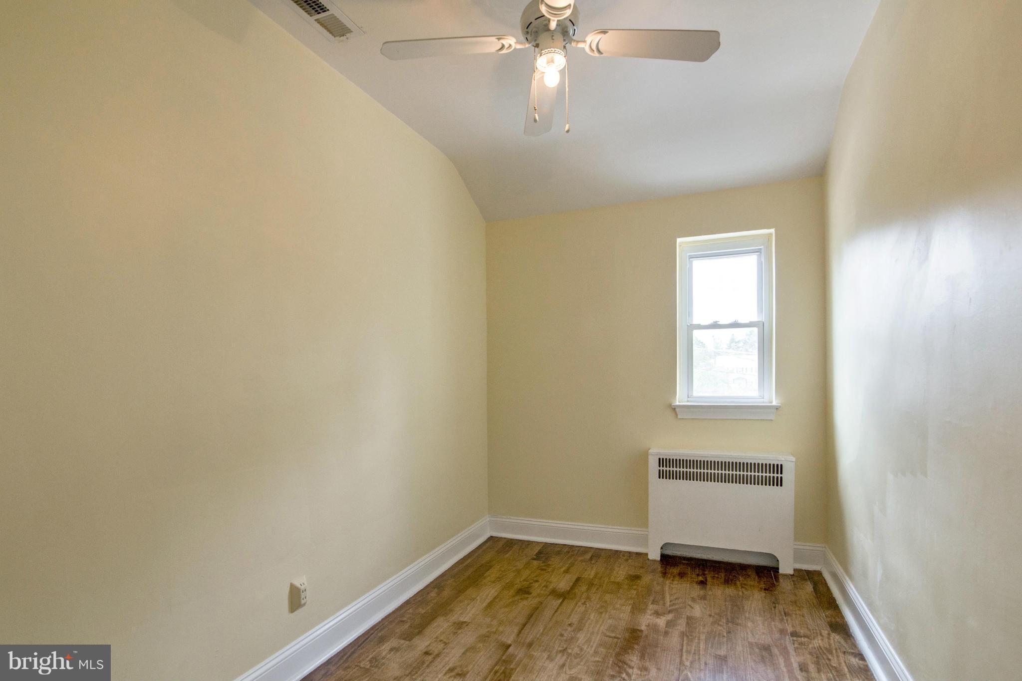 247 Ridge Avenue Baltimore, MD 21286 - Photo 22 of 30 Bedroom