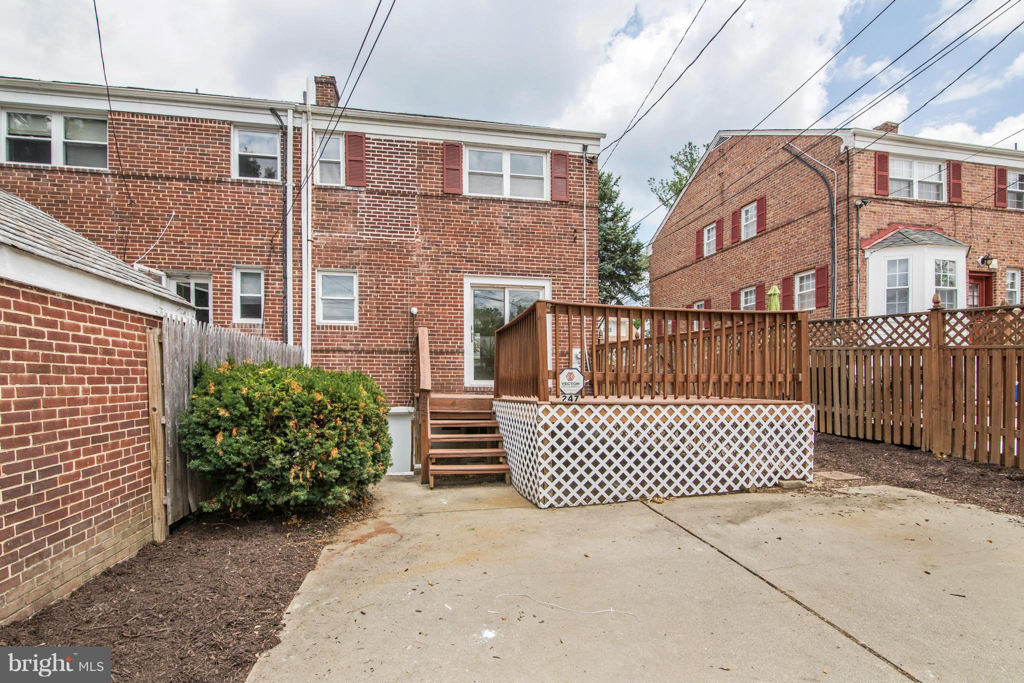 247 Ridge Avenue Baltimore, MD 21286 - Photo 27 of 30 Exterior (Rear)
