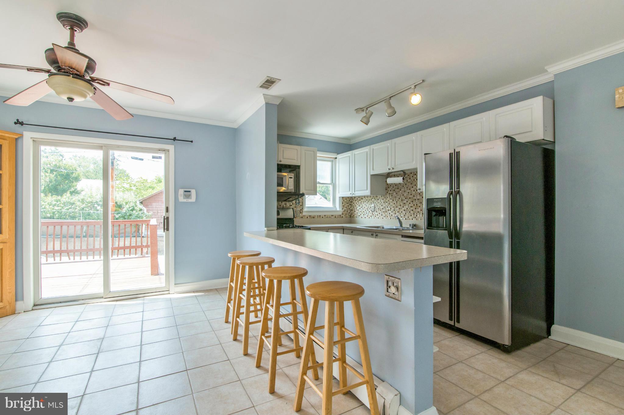 247 Ridge Avenue Baltimore, MD 21286 - Photo 7 of 30 Kitchen