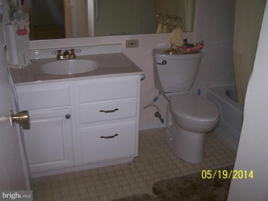1736 Stratton Road Crofton, MD 21114 - Photo 13 of 24 Hall Bathroom