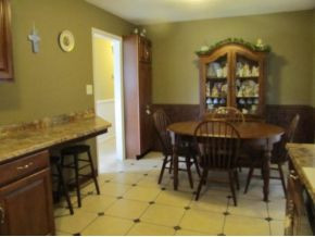 524 White Top Road Bluff City, TN 37618 - Photo 3 of 18 Beautiful Tiled Floor