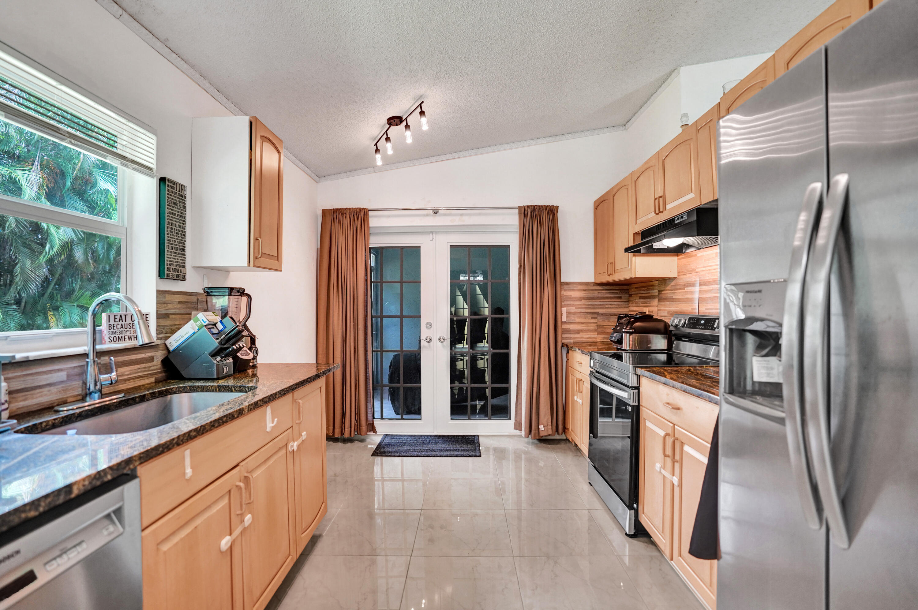 7 Ripley Way Boynton Beach, FL 33426 - Photo 28 of 56 DSC03522