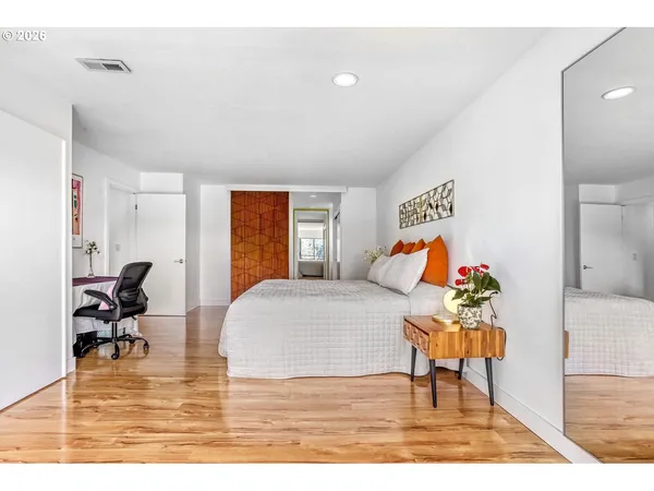 $399,900 | 17011 Southwest Versailles Lane, Portland, OR 97224