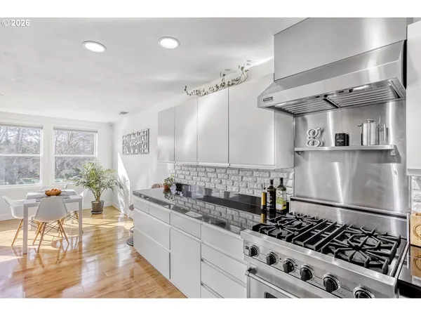 $399,900 | 17011 Southwest Versailles Lane, Portland, OR 97224