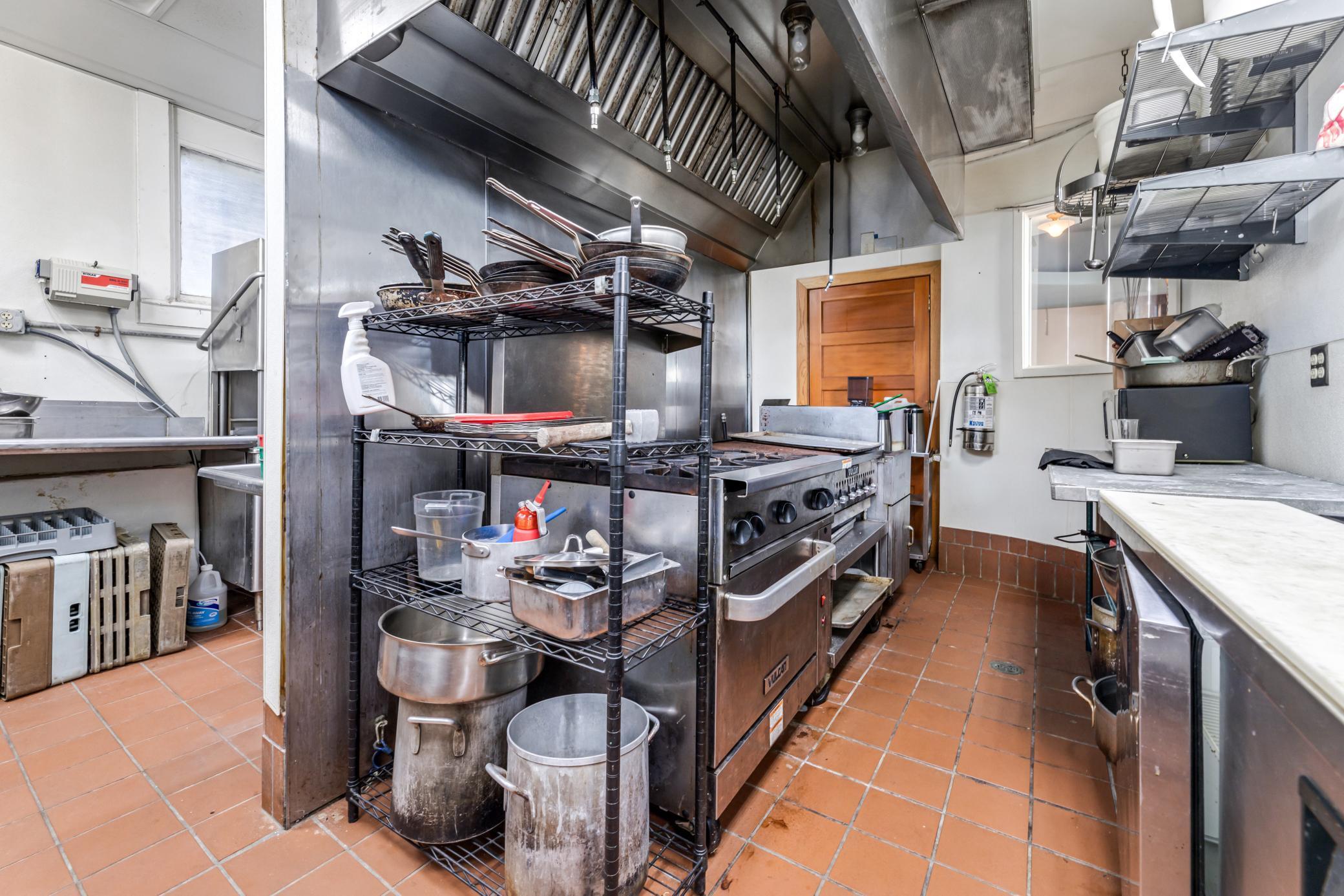 215 North Main Street Alma, WI 54610 - Photo 12 of 47