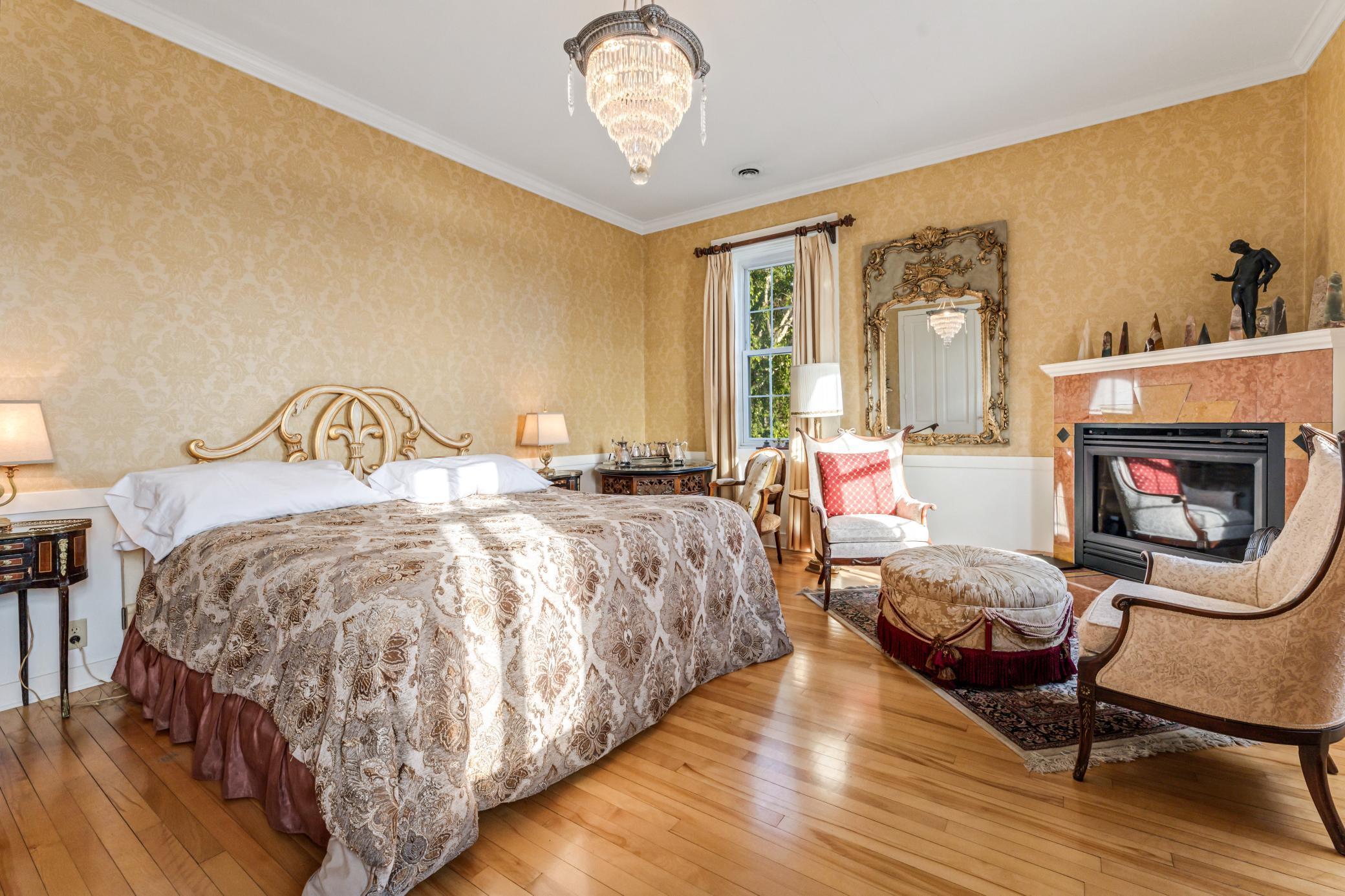 215 North Main Street Alma, WI 54610 - Photo 16 of 47