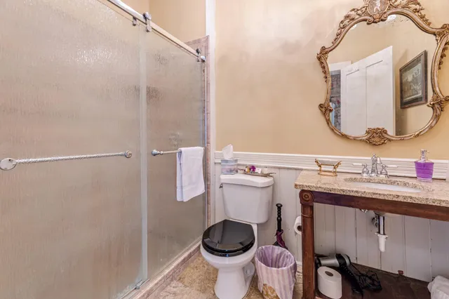 $1,200,000 | 215 North Main Street, Alma, WI 54610