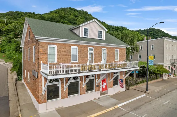 $1,200,000 | 215 North Main Street, Alma, WI 54610