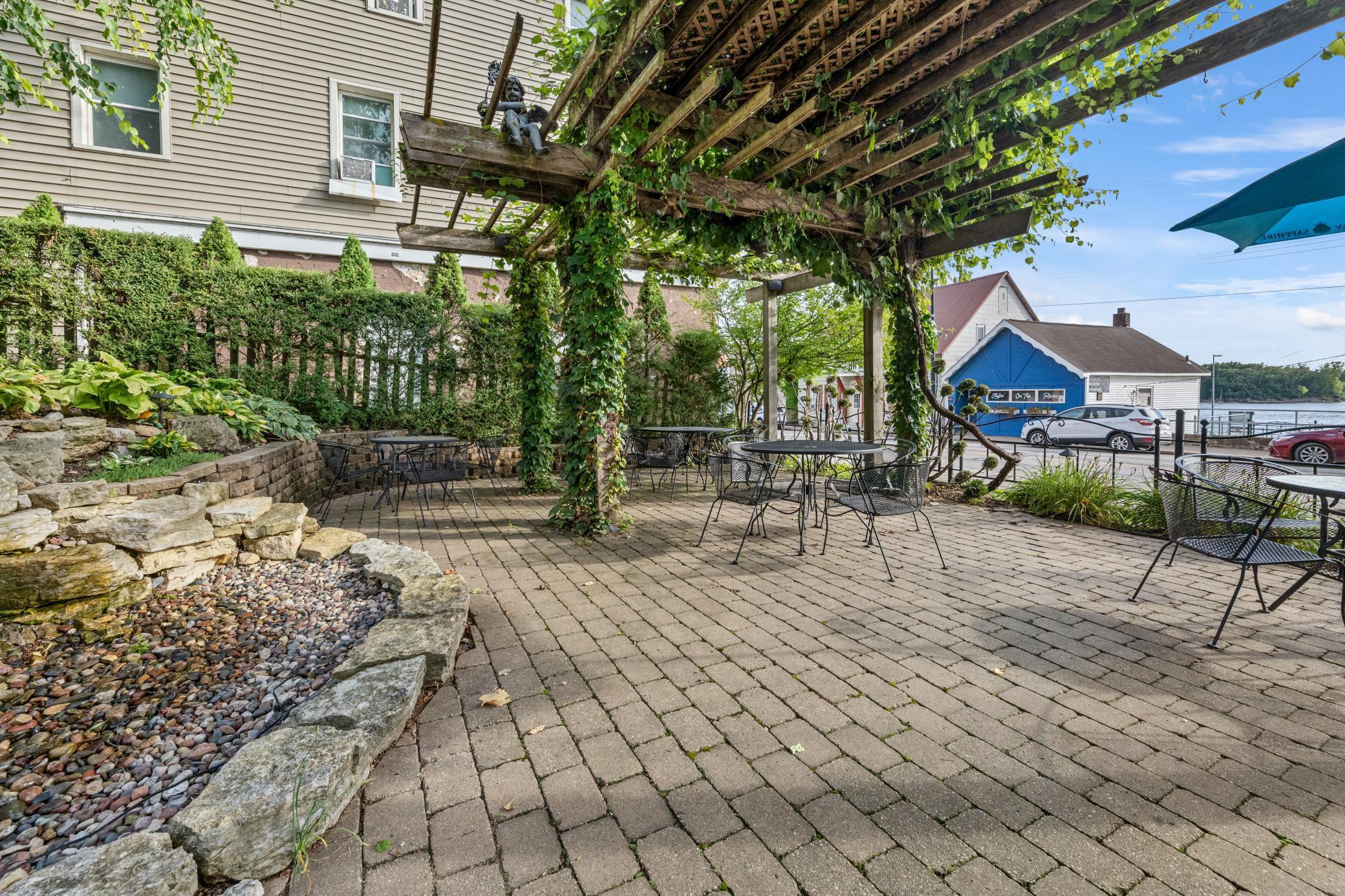 215 North Main Street Alma, WI 54610 - Photo 41 of 47