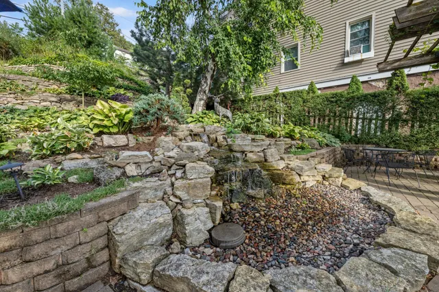 $1,200,000 | 215 North Main Street, Alma, WI 54610