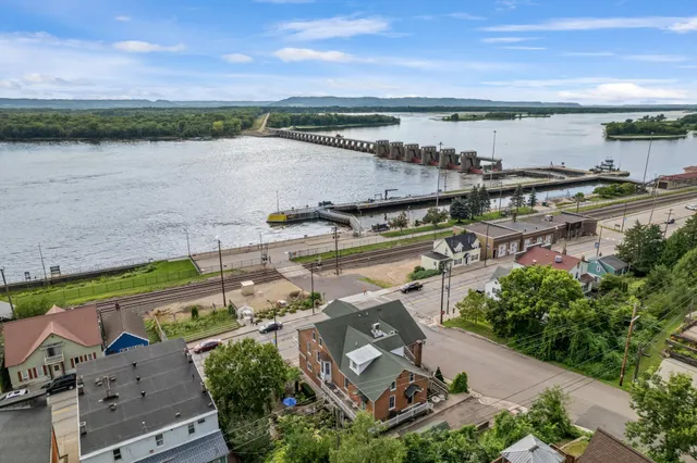 $1,200,000 | 215 North Main Street, Alma, WI 54610