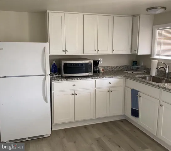 $1,950 | 480 West South Street, Unit 1, Frederick, MD 21701