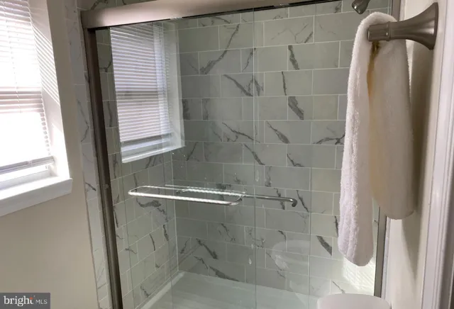 $1,950 | 480 West South Street, Unit 1, Frederick, MD 21701