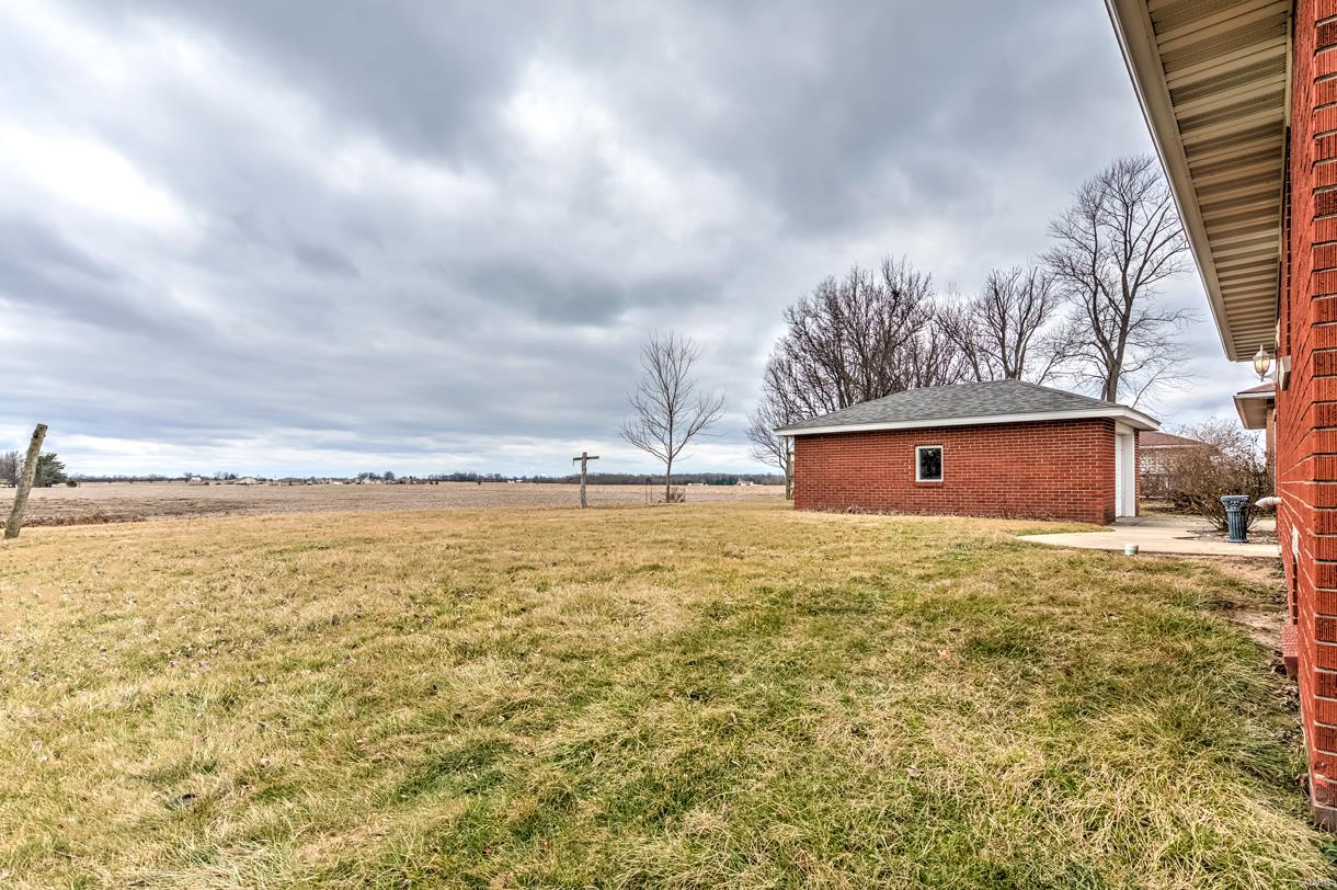 710 West Center Street Brighton, IL 62012 - Photo 15 of 17