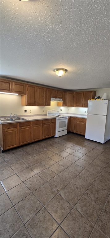 4 R Camp Jahn Road, Unit 1 Southampton, MA 01073 - Photo 4 of 15
