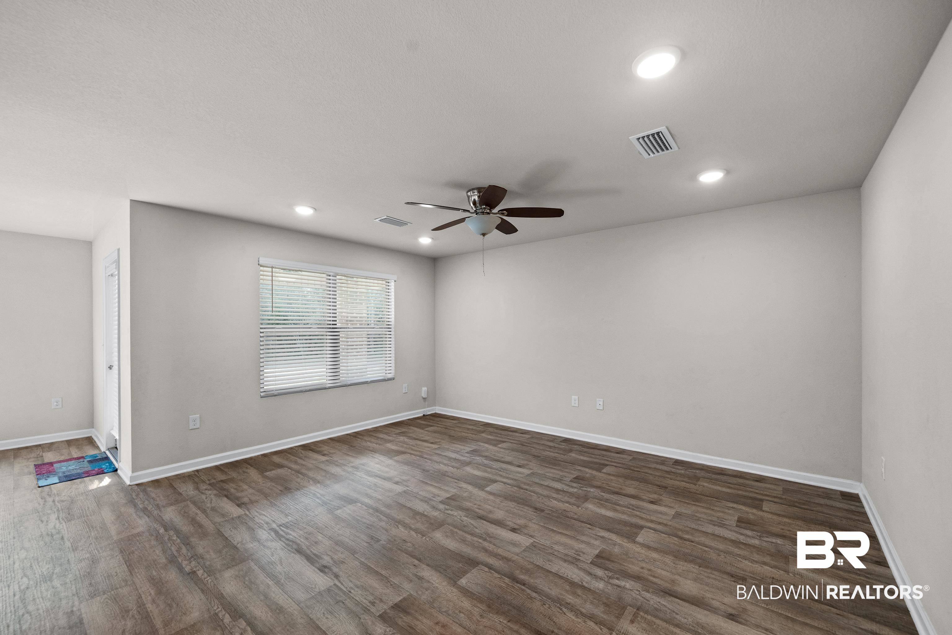 1398 Majesty Loop Foley, AL 36535 - Photo 6 of 27