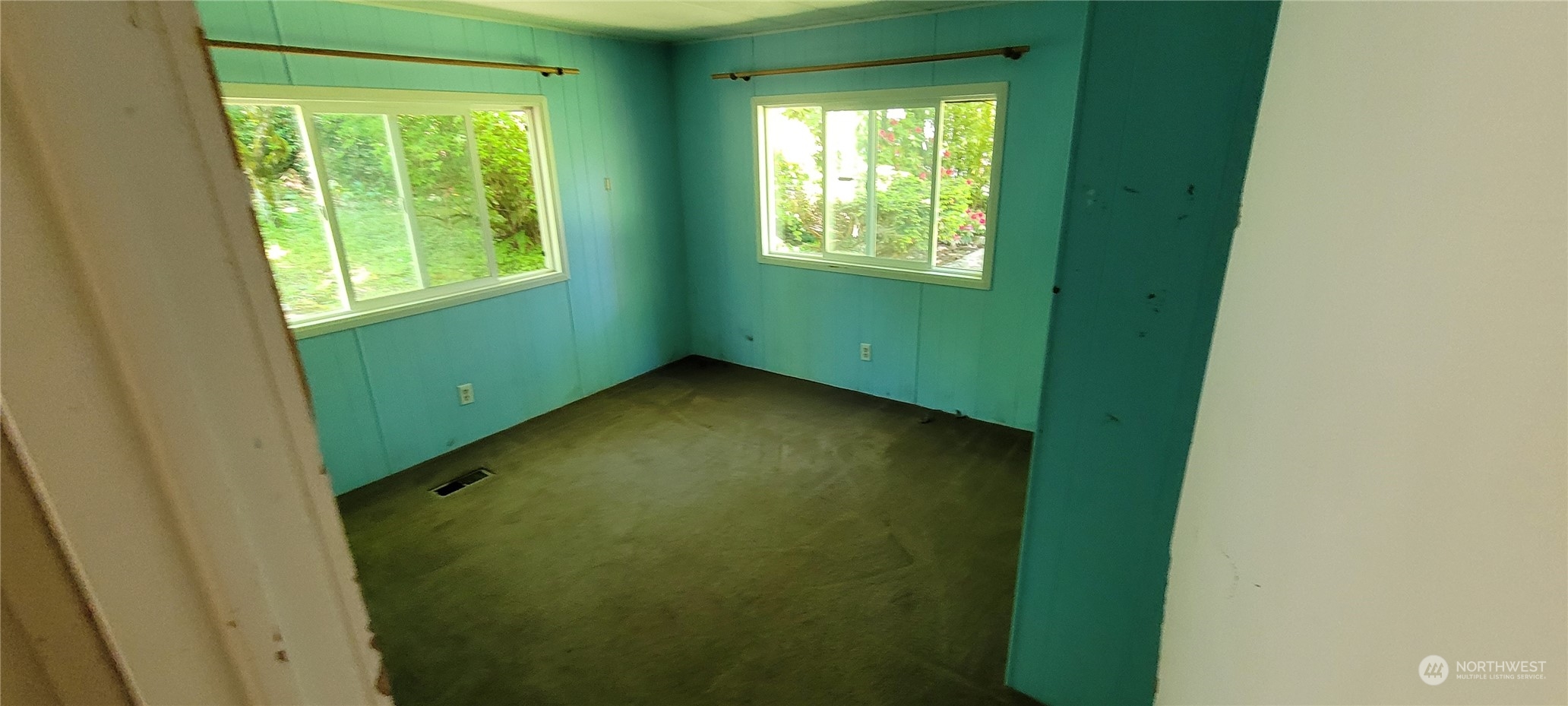 17271 Southeast Petrovitsky Road Renton, WA 98058 - Photo 14 of 21 Gallery Image 14
