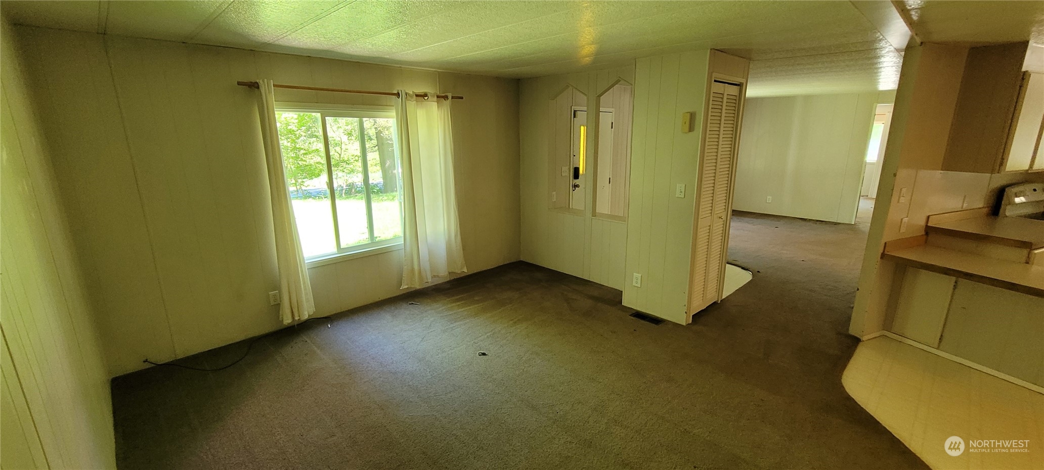 17271 Southeast Petrovitsky Road Renton, WA 98058 - Photo 15 of 21 Gallery Image 15