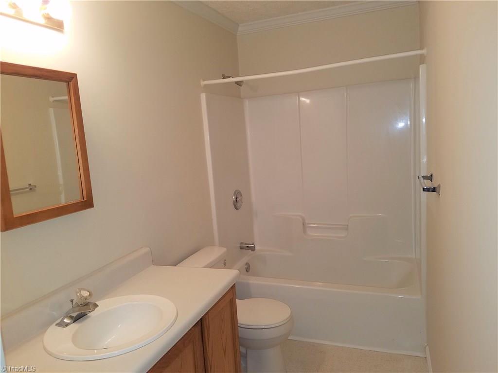 528 Beaver Dam Road Liberty, NC 27298 - Photo 12 of 20 Gallery Image 12