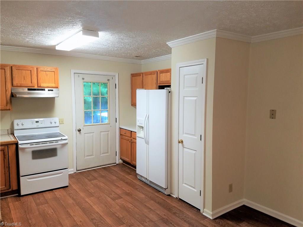 528 Beaver Dam Road Liberty, NC 27298 - Photo 3 of 20 Gallery Image 3