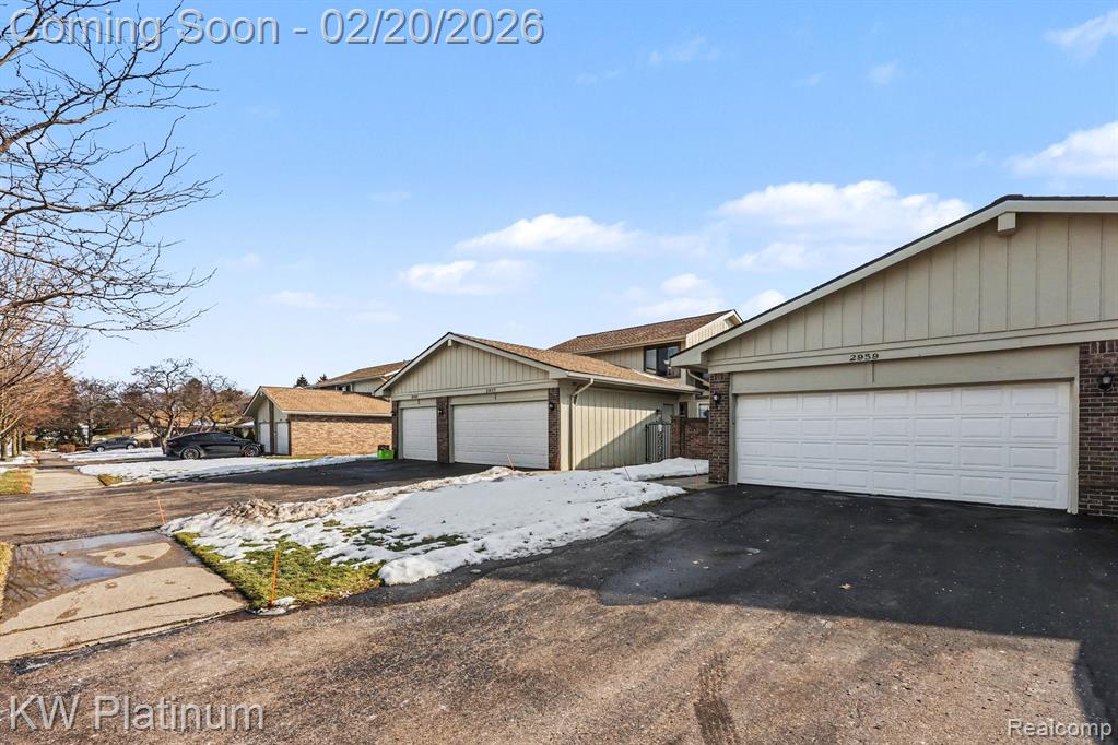 2959 Meadowbrook Drive Rochester Hills, MI 48309 - Photo 32 of 34