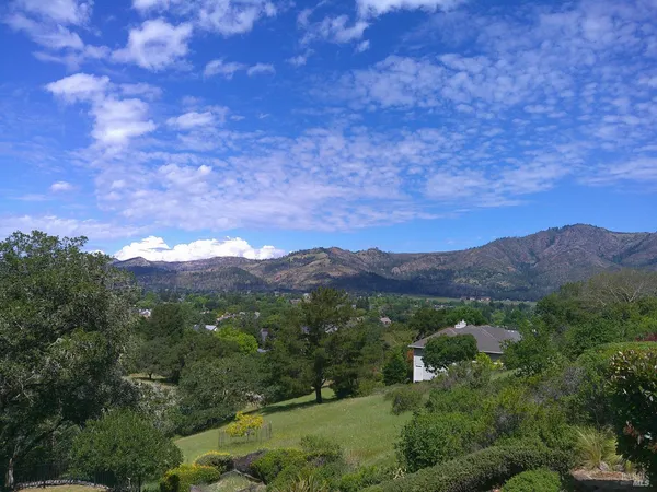 $1,225,000 | 445 Crestridge Place, Santa Rosa, CA 95409