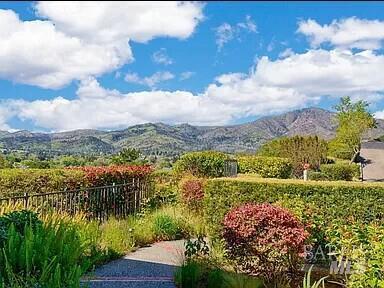 445 Crestridge Place Santa Rosa, CA 95409 - Photo 3 of 46