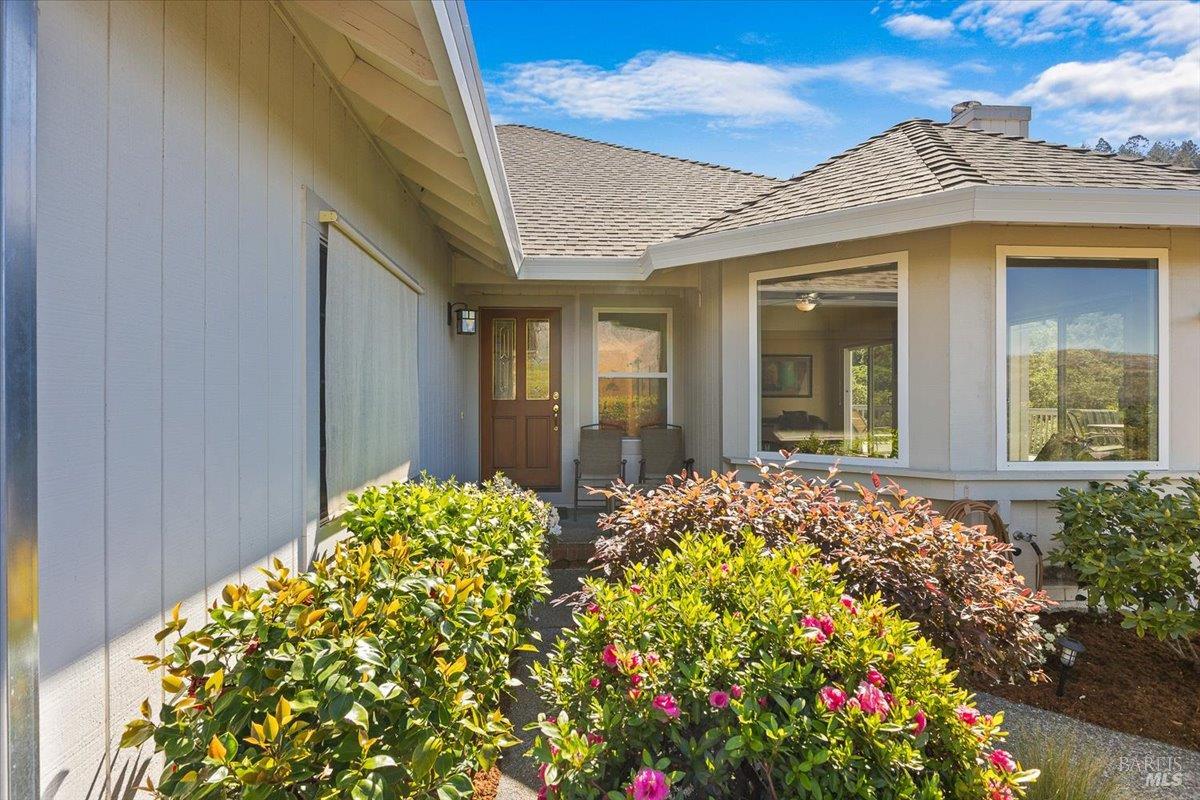 445 Crestridge Place Santa Rosa, CA 95409 - Photo 5 of 46
