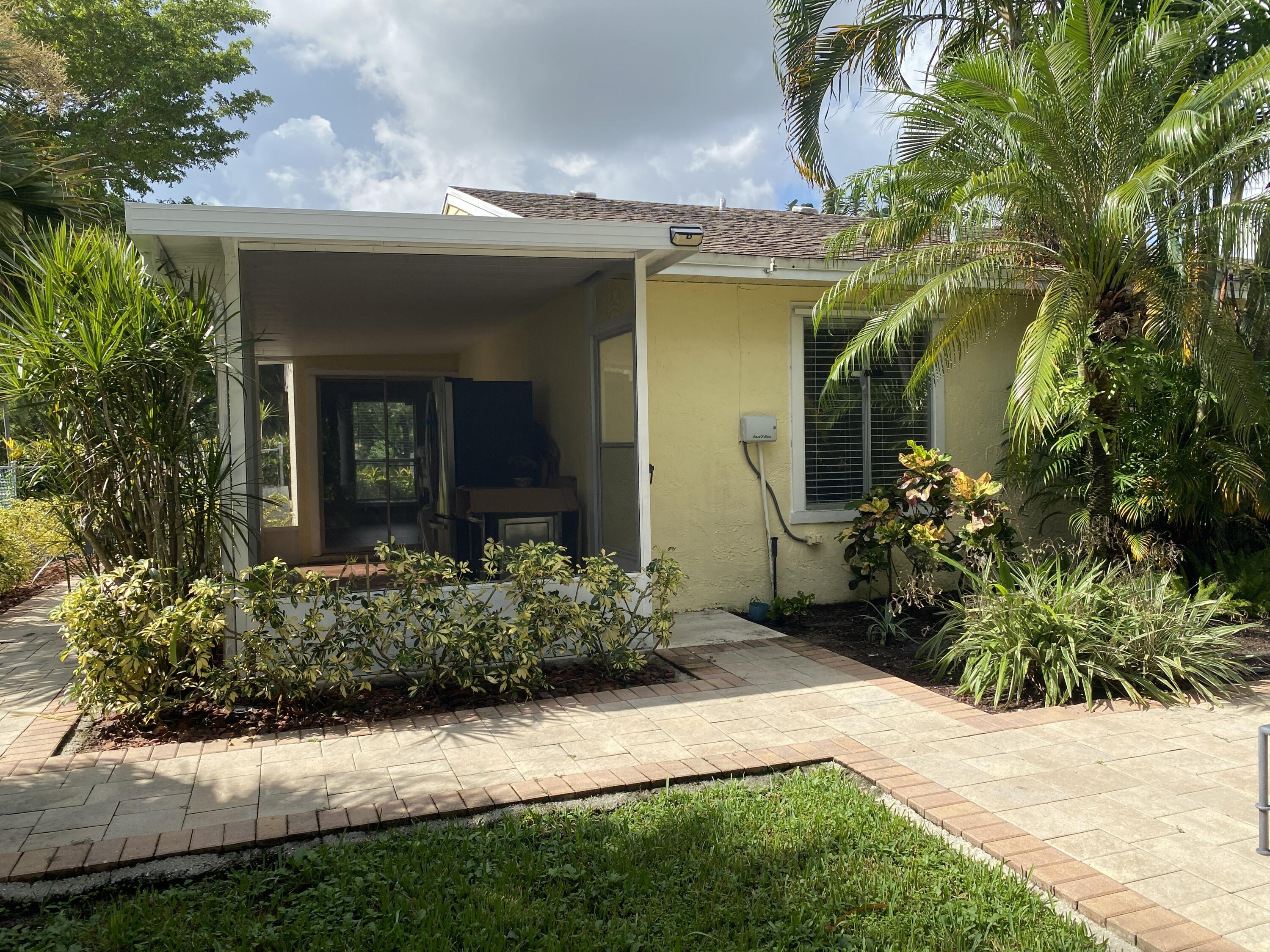 8233 Scenic Turn Boca Raton, FL 33433 - Photo 32 of 39 Screened Patio