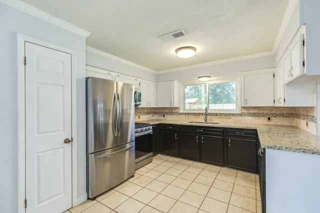 $225,000 | 1303 Mac Drive, Sweeny, TX 77480